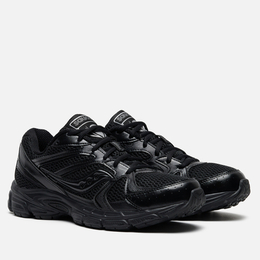 Saucony: Чёрные кроссовки 