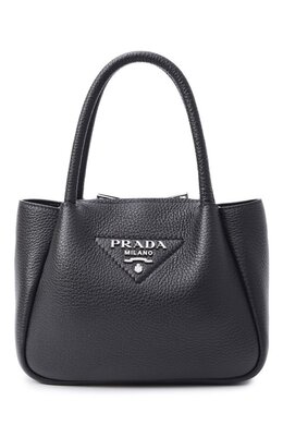 Prada: Чёрная сумка 