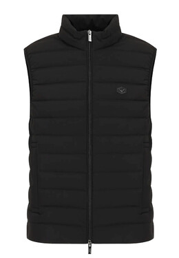 Emporio Armani: Чёрный жилет 