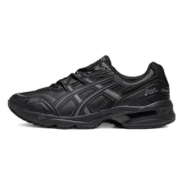 ASICS: Кроссовки 