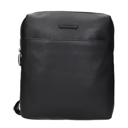 Piquadro Black Leather Crossbody Bags pi15271600390409bt