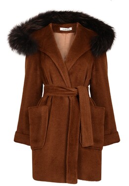 Teresa Tardia: Коричневое пальто 