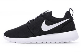 Женские кроссовки для бега Nike Roshe One 844994-002