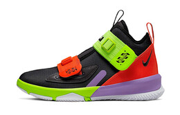 Детские баскетбольные кроссовки Nike Zoom Soldier 13 GS ar7585-002