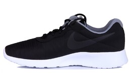 Nike Tanjun Кроссовки Мужчины 876899-001