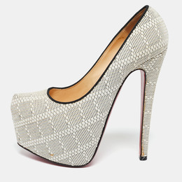 Christian Louboutin: Белые туфли 