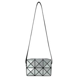 Issey Miyake Женская сумка через плечо из поливинилхлоридной смолы светло-голубого цвета bb51-ag671-71