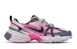 Кроссовки для бега V2K Run женские с низким верхом серые Nike fz5061-100(team80-心动频率粉s-box) | pink/gray