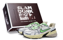 Кроссовки для бега V2K Run женские с низким верхом, белые/зеленые Nike fd0736-100(team80-女薄荷奶咖绿sbox) | white/shamrock green