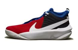 Детские баскетбольные кроссовки Team Hustle D 10 с амортизацией и износостойкостью. Nike, синий/красный cw6735-005 | blue red