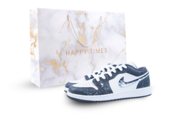 Jordan Детские баскетбольные кроссовки Air 1 Low Top, белые, серые, для подростков 553560-152(team886-玉龙雪山sbox) | marble pattern shopping bag