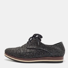 Miu Miu: Чёрные кроссовки 