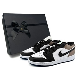 Jordan Кроссовки Air 1 нескользящие мужские низкие винтажные баскетбольные кофейно-умбристые, цвет Umber 553558-131（team531-摩卡男box） | umber