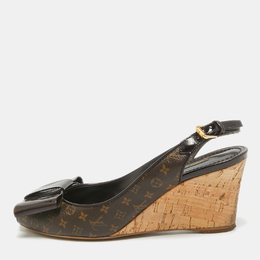 Louis Vuitton: Коричневые сандалии 