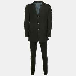 Hugo Boss: Чёрный костюм 