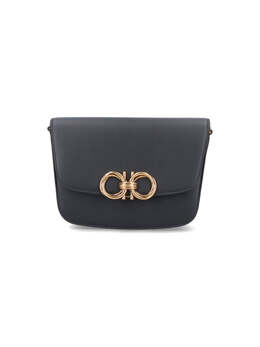 "Trapezio" черная кожаная сумка через плечо Salvatore Ferragamo 8013658488892 | black