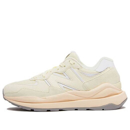 Кроссовки 57 40 New Balance, белый w5740ce | creamwhite/pink