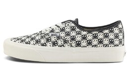 Кроссовки Vans Classic Checkerboard Slip-On Shoe 'Black White' vn000bvwkig