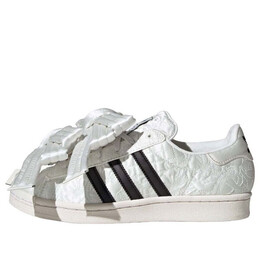 Кроссовки caroline hu superstar 'white black' Adidas, белый jr7977 | cloud white/core black/cloud white