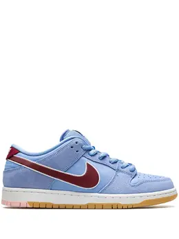 Nike: Голубые кроссовки  SB Dunk Low