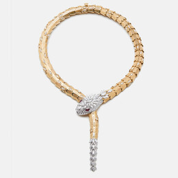 Bvlgari: Колье 
