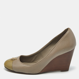 Tory Burch: Бежевые туфли 