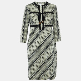 Chloe: Чёрное платье 