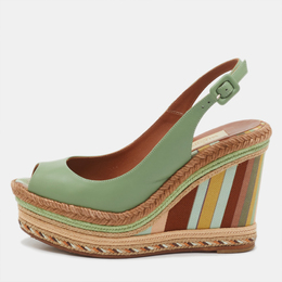 Valentino: Светлые сандалии 