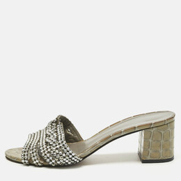 Gina: Зелёные сандалии 