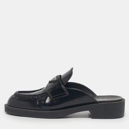 Prada: Чёрные сабо 