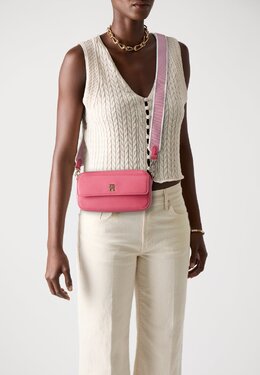 Сумка через плечо DISTINCT CAMERA BAG Tommy Hilfiger, светло-красный to151h1wi-g11 | washed cherry