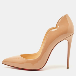 Christian Louboutin: Бежевые туфли 