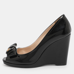 Prada: Чёрные босоножки 