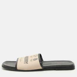 Burberry: Бежевые сандалии 