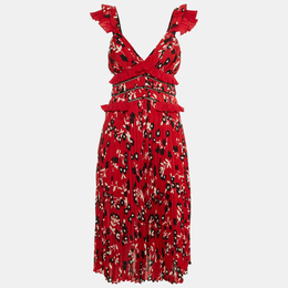 Self-Portrait: Красное платье 