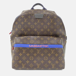 Louis Vuitton: Коричневый рюкзак 