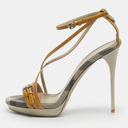 Burberry: Жёлтые сандалии  House Check