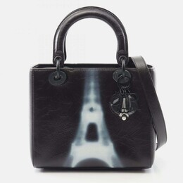 Dior: Чёрная сумка 