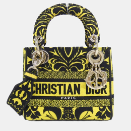 Dior: Светлая сумка 