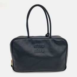 Miu Miu: Чёрная сумка 