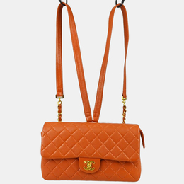 Chanel: Оранжевый рюкзак 