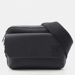 Louis Vuitton Fastline Messenger Black Aerogram Leather Shoulder Bag 1176799