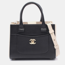 Chanel: Чёрная сумка-шоппер 