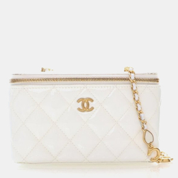 Chanel: Белая сумка 