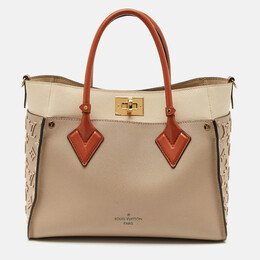 Louis Vuitton Galet Monogram Tufting Leather On My Side MM Bag 1201345