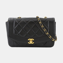 Chanel: Чёрная сумка 