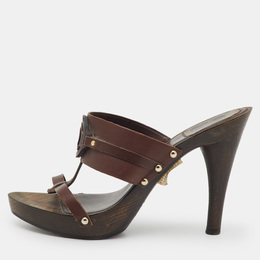 Dior: Тёмные сабо 