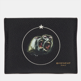 Givenchy: Обложка 