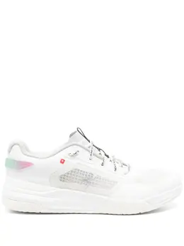 On Running: Белые кроссовки 