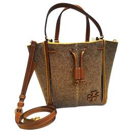Tory Burch Сумка через плечо из войлока с кожаными деталями женская бежевая 144861-294